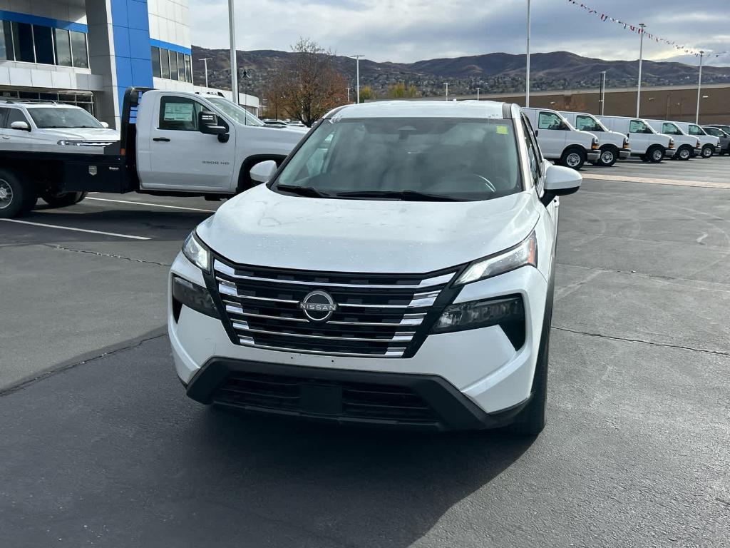 used 2024 Nissan Rogue car, priced at $21,900