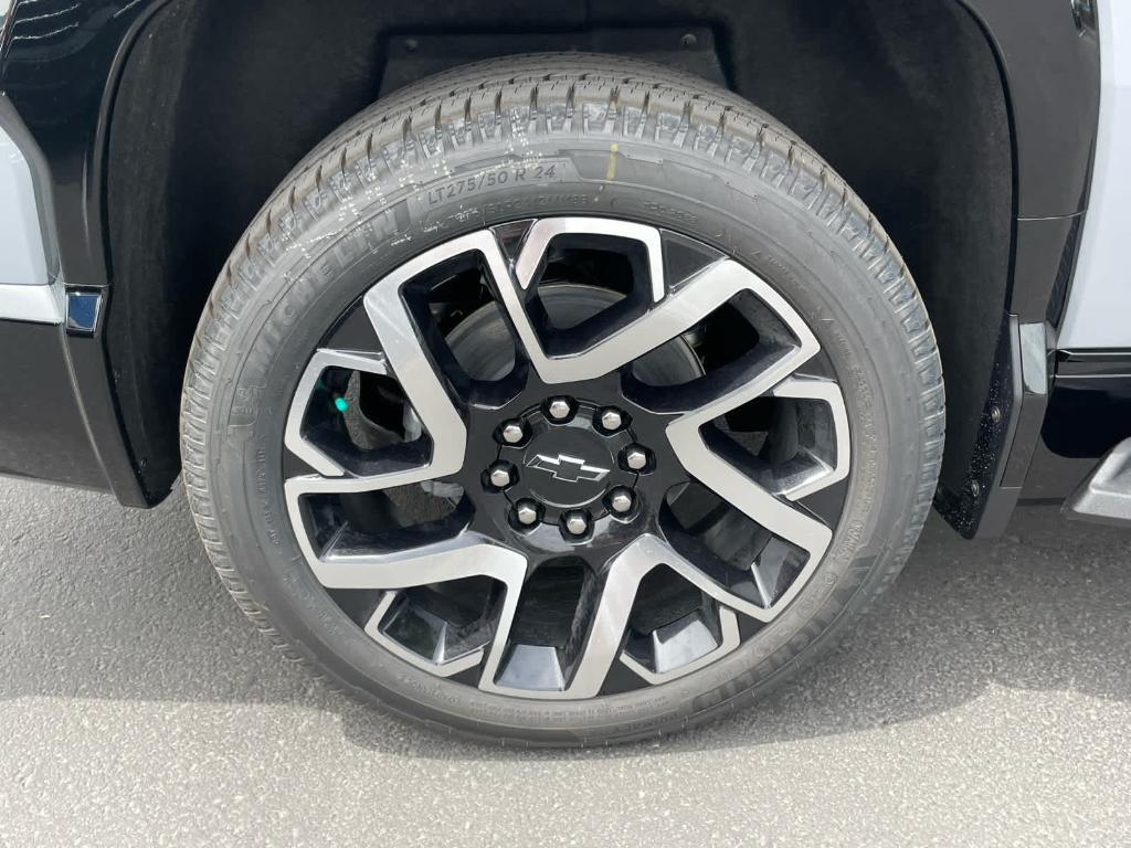 new 2025 Chevrolet Silverado EV car, priced at $94,895