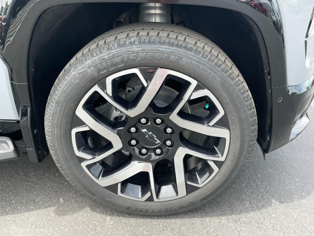 new 2025 Chevrolet Silverado EV car, priced at $94,895