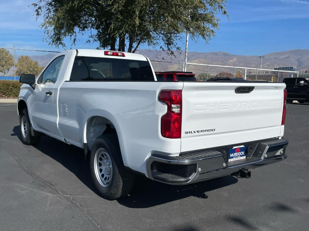 new 2026 Chevrolet Silverado 1500 car, priced at $32,900
