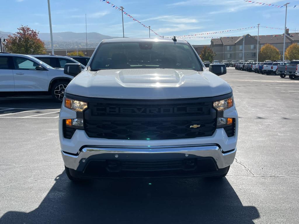new 2026 Chevrolet Silverado 1500 car, priced at $32,900