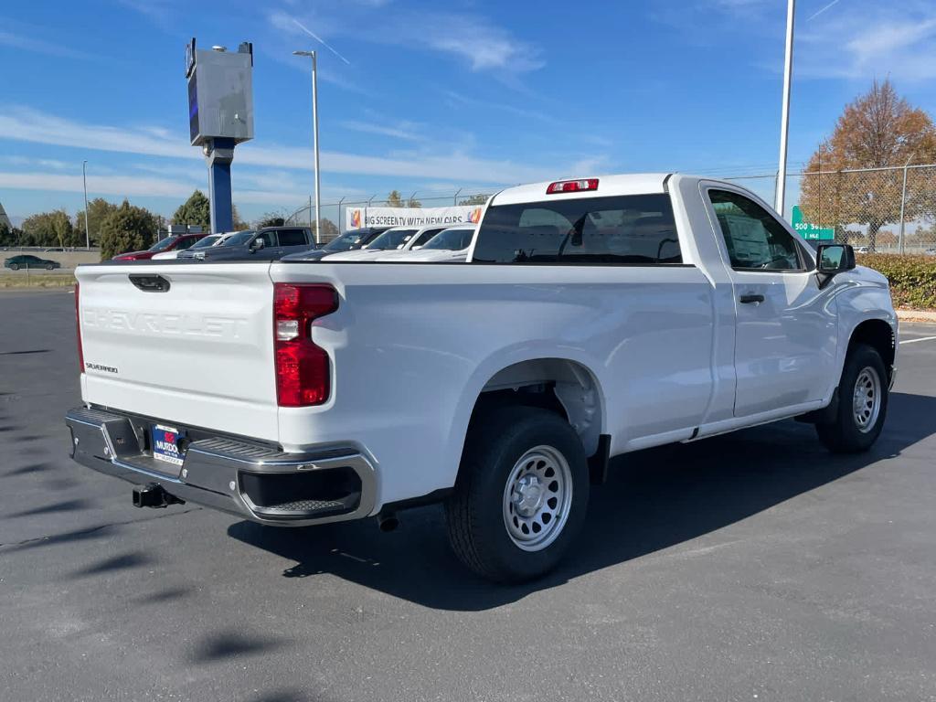 new 2026 Chevrolet Silverado 1500 car, priced at $32,900