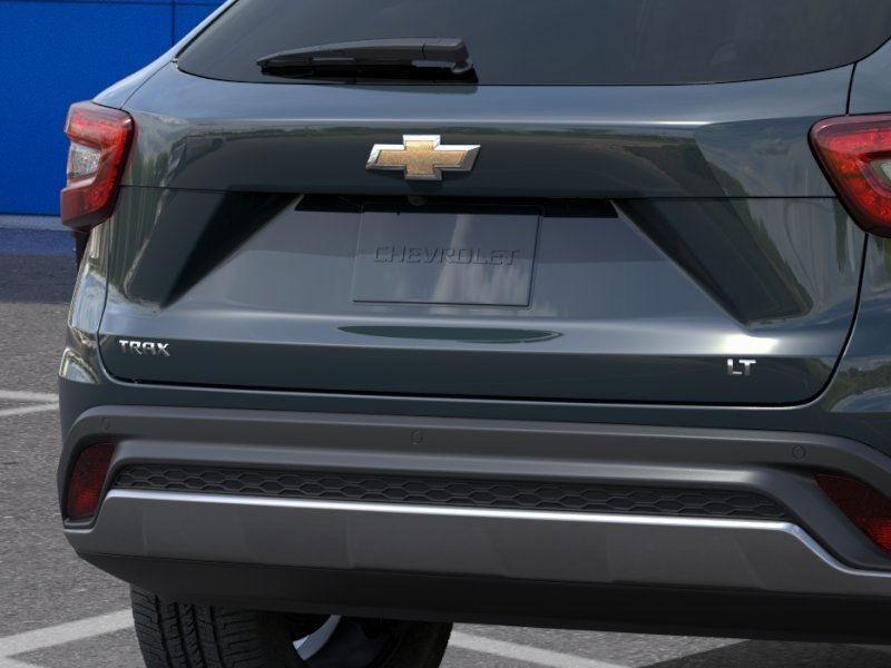 new 2025 Chevrolet Trax car, priced at $25,185