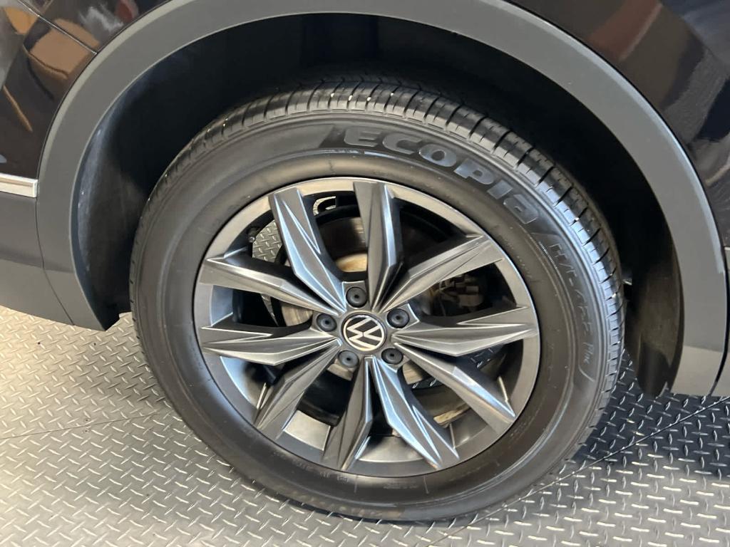 used 2022 Volkswagen Tiguan car, priced at $22,521