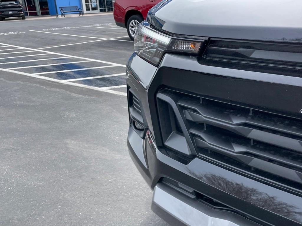 new 2025 Chevrolet Colorado car, priced at $49,410