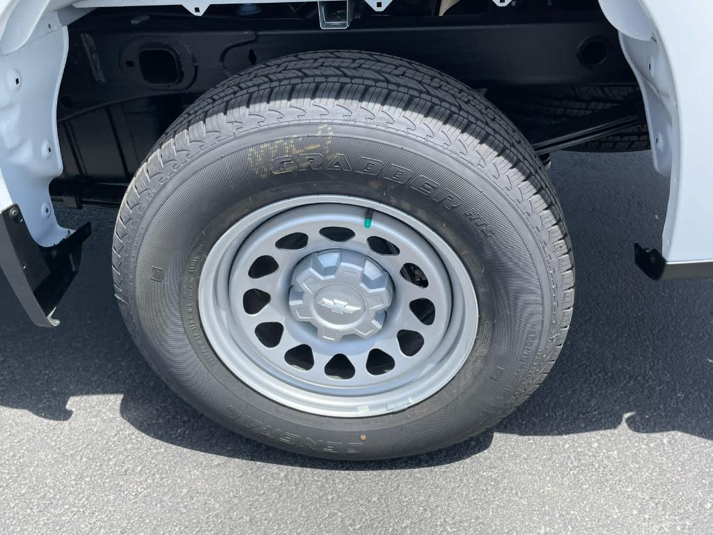 new 2025 Chevrolet Silverado 1500 car, priced at $41,235