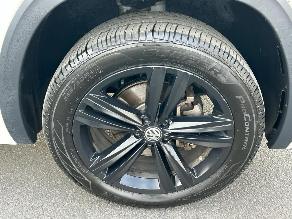 used 2018 Volkswagen Atlas car, priced at $16,907