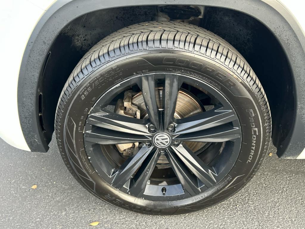 used 2018 Volkswagen Atlas car, priced at $16,907