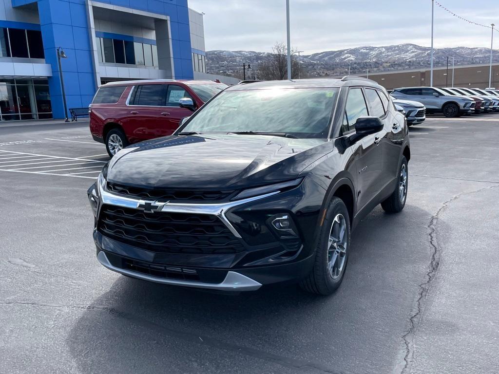 new 2025 Chevrolet Blazer car, priced at $38,875