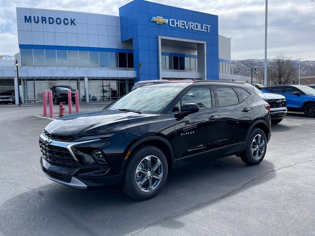 new 2025 Chevrolet Blazer car, priced at $38,875