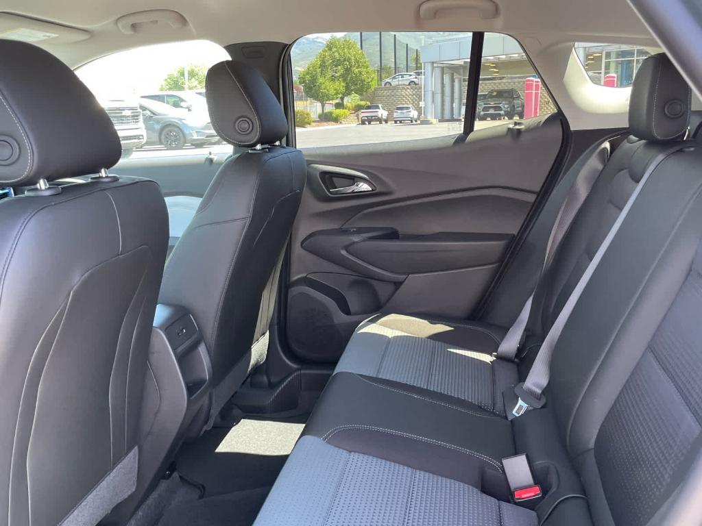 new 2025 Chevrolet Trax car, priced at $25,235