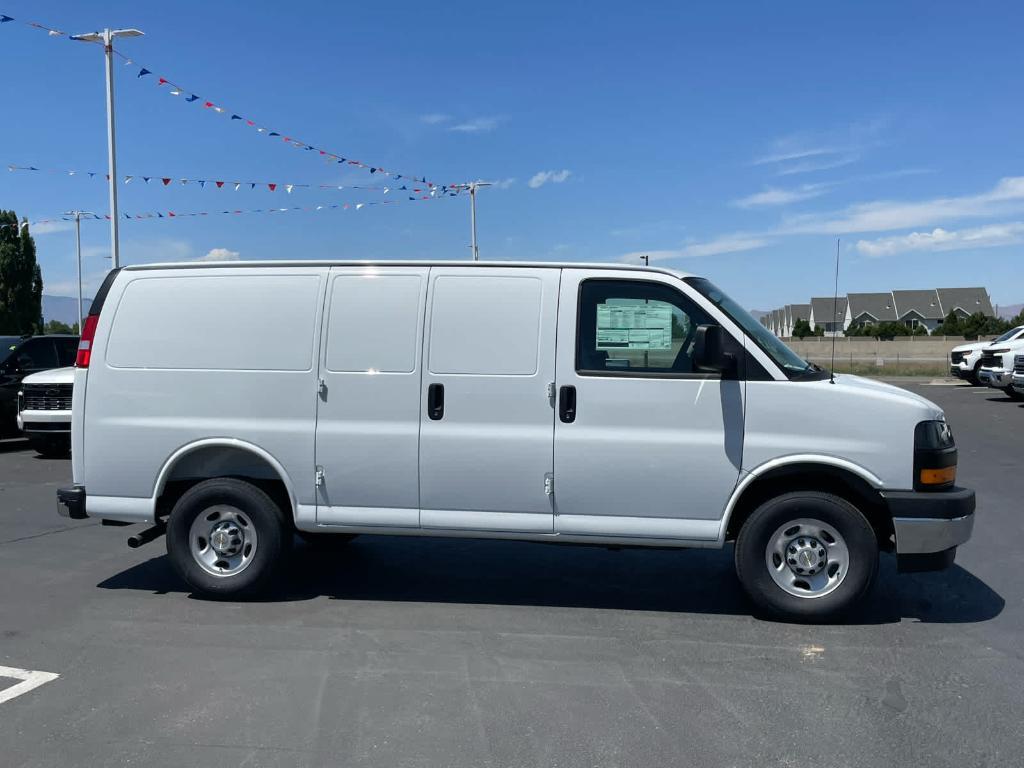 new 2025 Chevrolet Express 2500 car, priced at $47,088