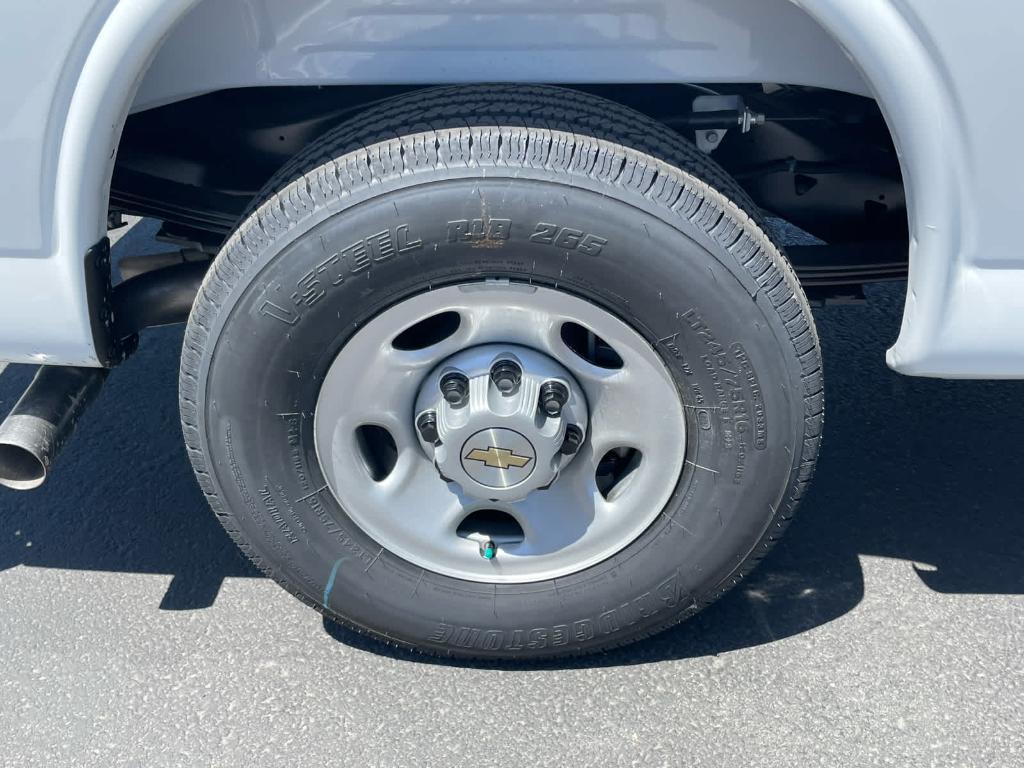 new 2025 Chevrolet Express 2500 car, priced at $47,088