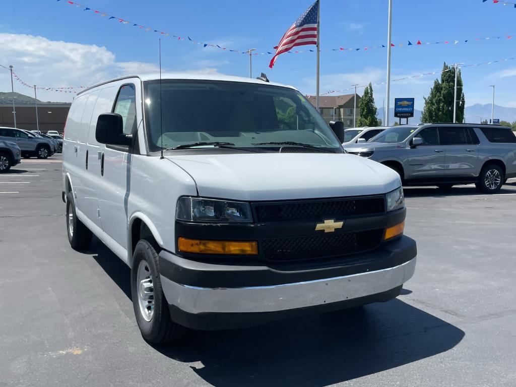 new 2025 Chevrolet Express 2500 car, priced at $47,088