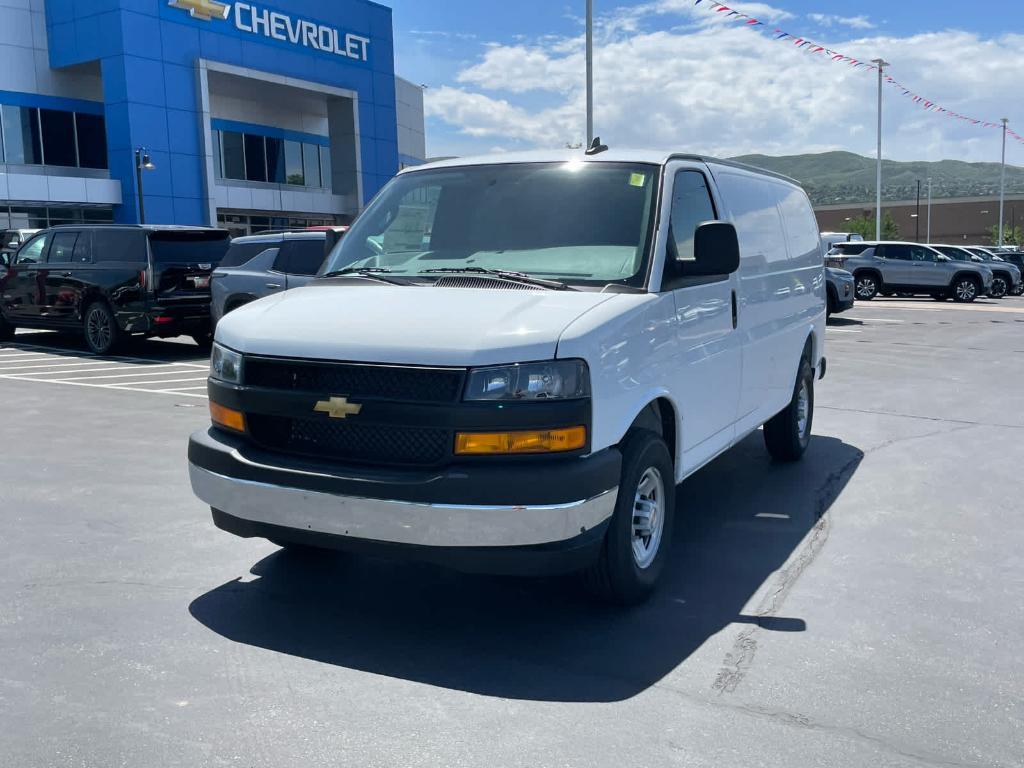 new 2025 Chevrolet Express 2500 car, priced at $47,088