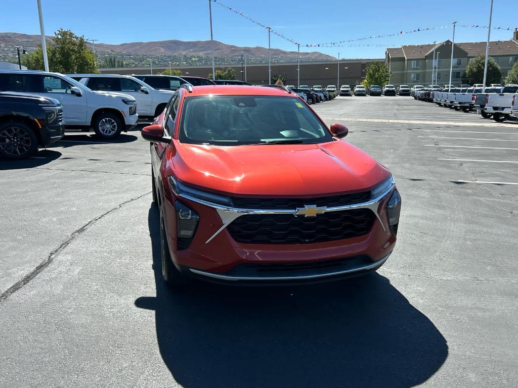 used 2024 Chevrolet Trax car, priced at $21,904