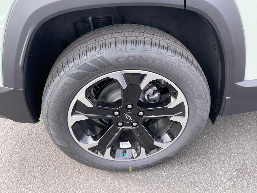 new 2025 Chevrolet Equinox car, priced at $32,875