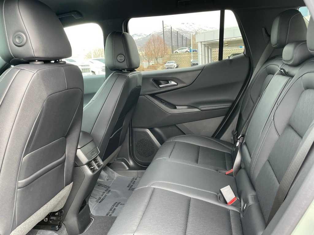 new 2025 Chevrolet Equinox car, priced at $32,875