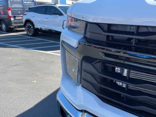 new 2025 Chevrolet Silverado 3500 car, priced at $58,250