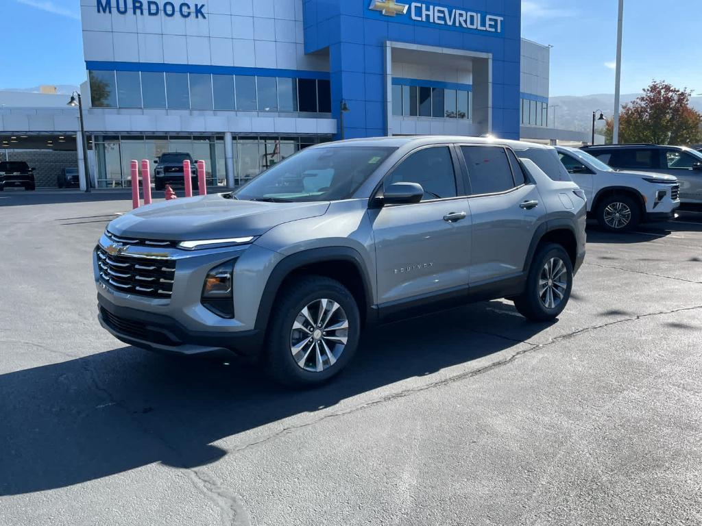 new 2026 Chevrolet Equinox car, priced at $30,495