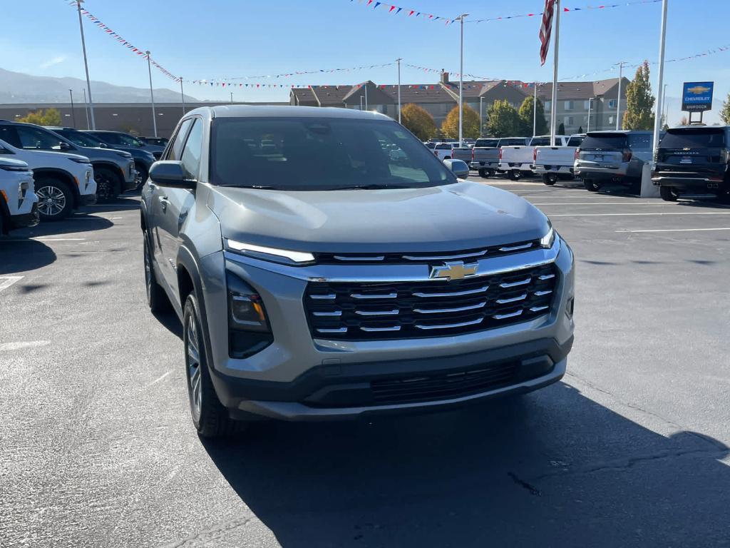 new 2026 Chevrolet Equinox car, priced at $30,495