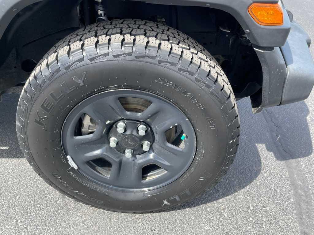 used 2021 Jeep Gladiator car, priced at $31,500