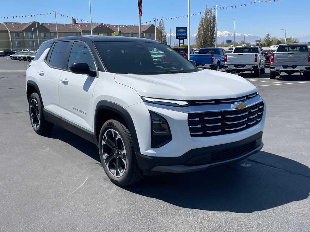 new 2025 Chevrolet Equinox car, priced at $32,490