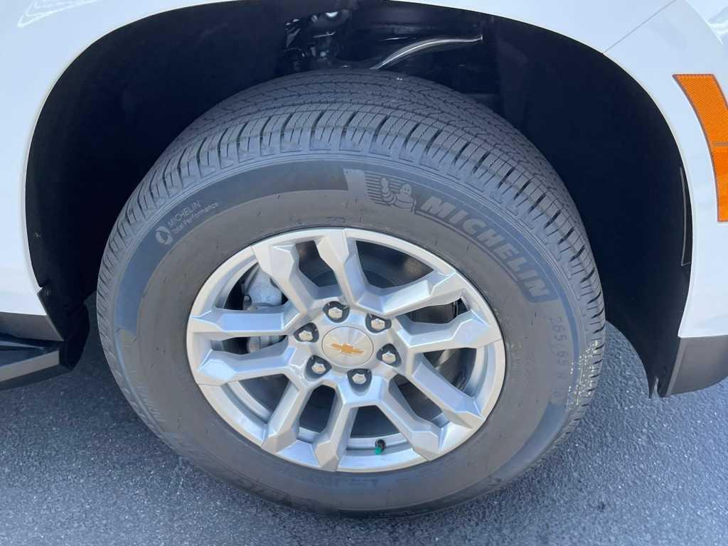 new 2025 Chevrolet Tahoe car, priced at $62,585