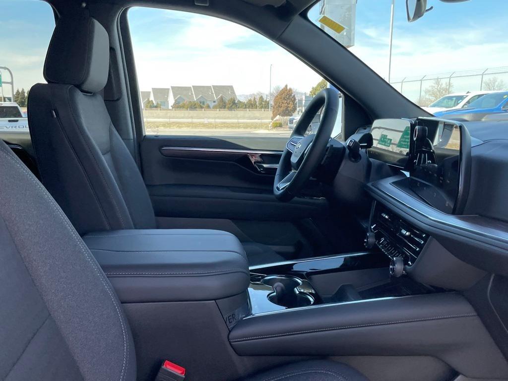 new 2025 Chevrolet Tahoe car, priced at $64,585