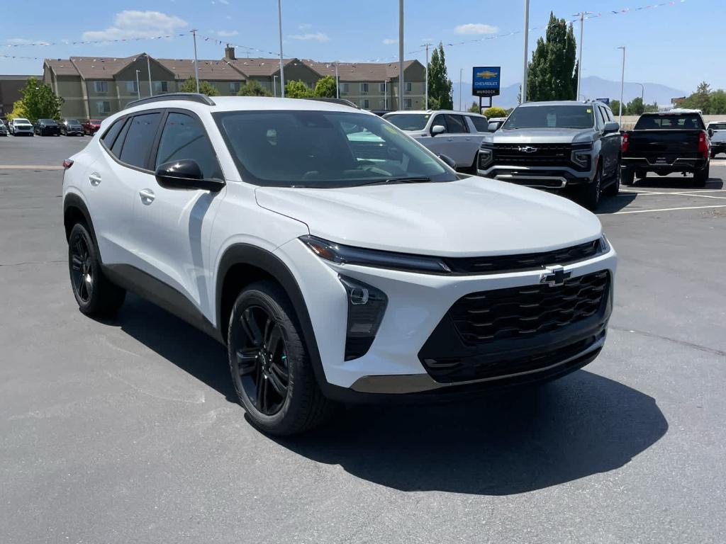 new 2025 Chevrolet Trax car, priced at $25,440