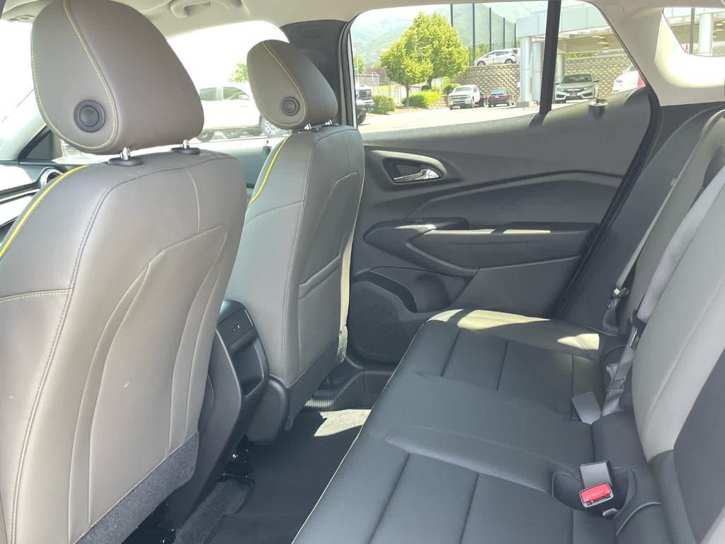 new 2025 Chevrolet Trax car, priced at $25,440