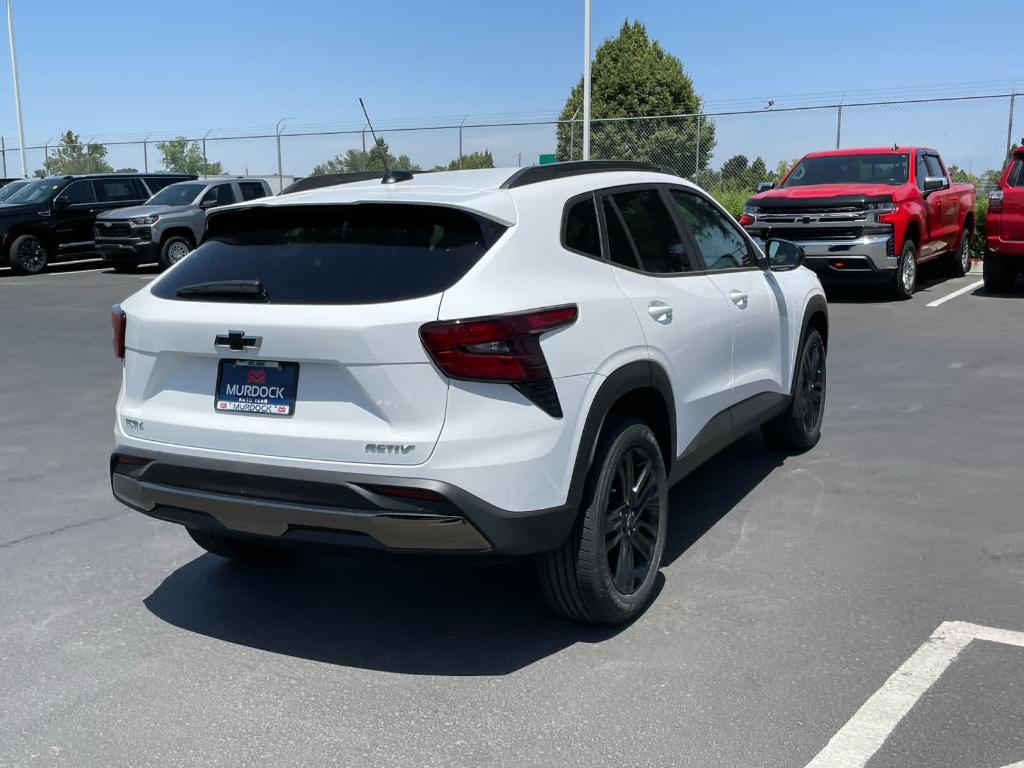 new 2025 Chevrolet Trax car, priced at $25,440