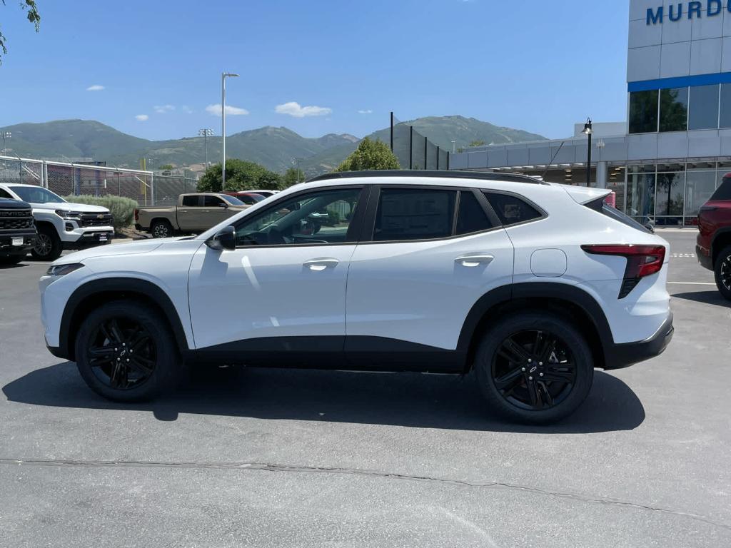 new 2025 Chevrolet Trax car, priced at $25,440