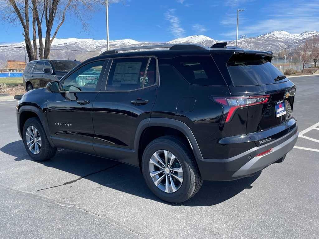 new 2025 Chevrolet Equinox car, priced at $31,395