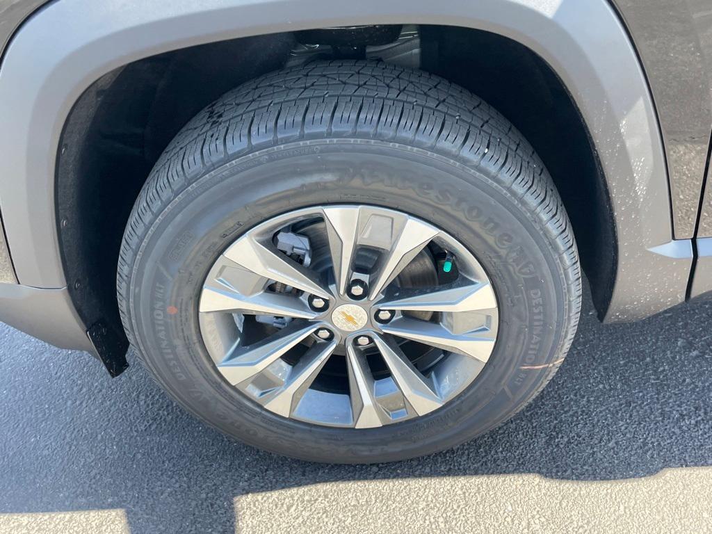 new 2025 Chevrolet Equinox car, priced at $32,145