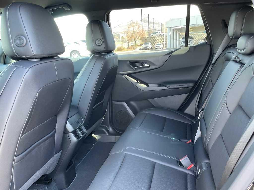 new 2025 Chevrolet Equinox car, priced at $31,395