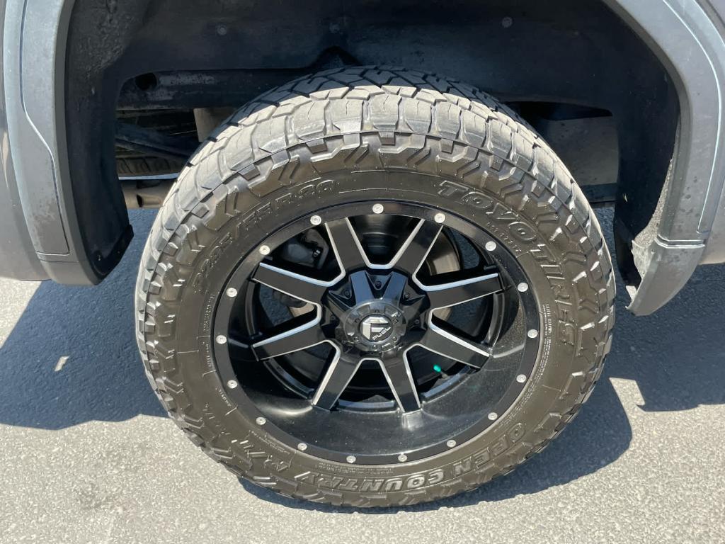 used 2021 GMC Sierra 1500 car, priced at $40,500
