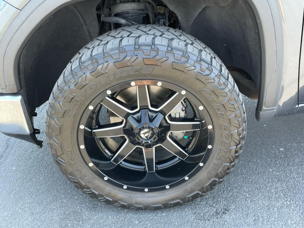 used 2021 GMC Sierra 1500 car, priced at $40,500