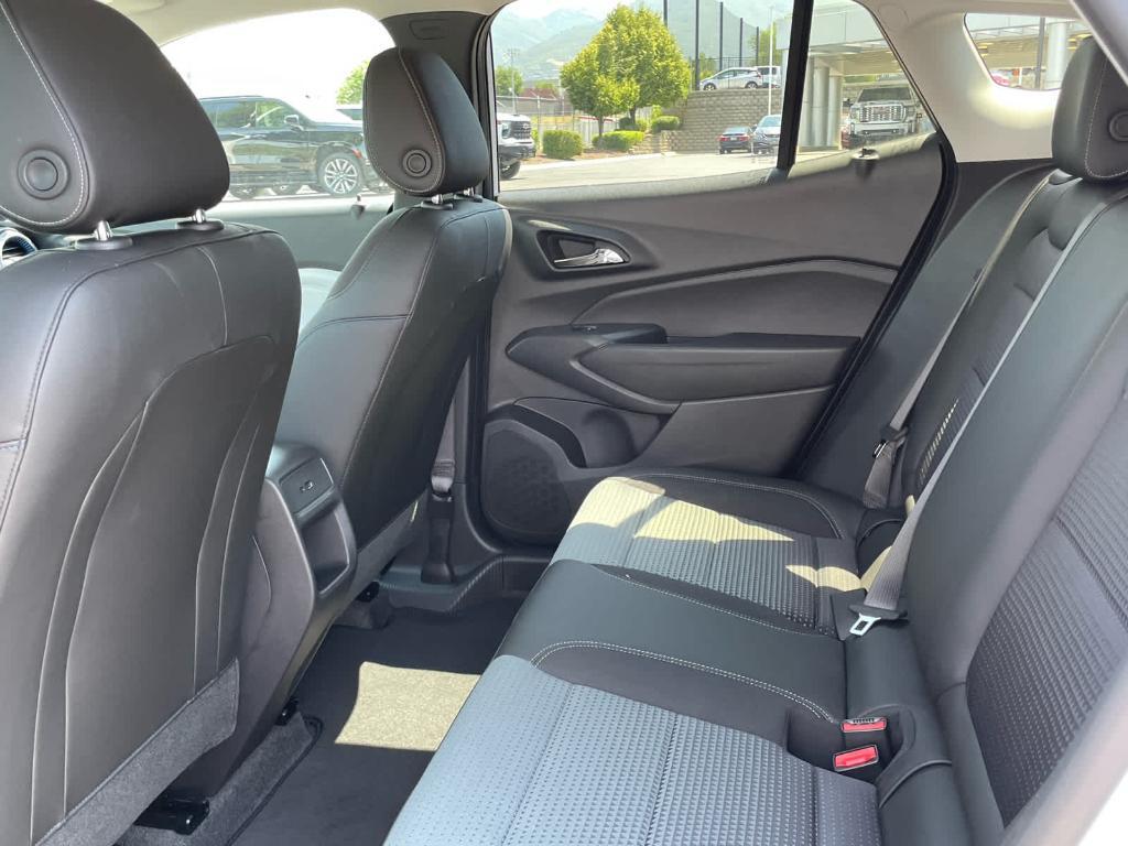 new 2025 Chevrolet Trax car, priced at $24,235
