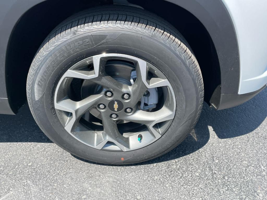new 2025 Chevrolet Trax car, priced at $24,235