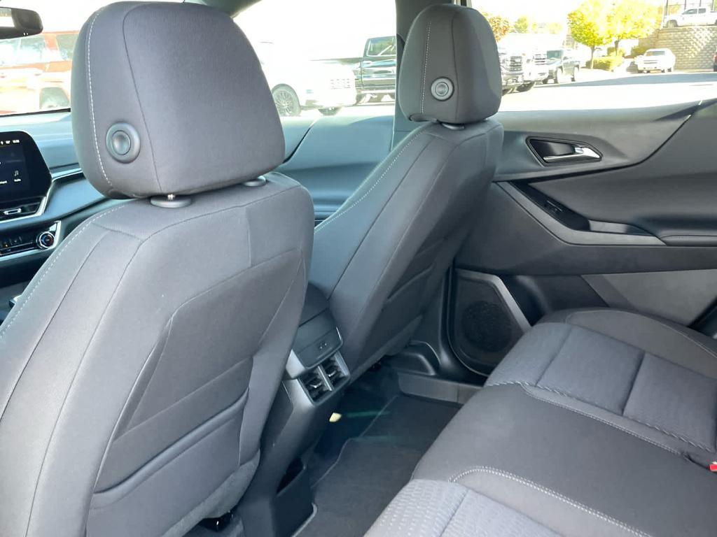 new 2026 Chevrolet Equinox car, priced at $31,245