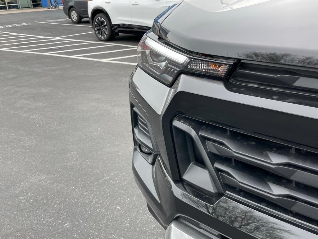 new 2025 Chevrolet Colorado car, priced at $50,805