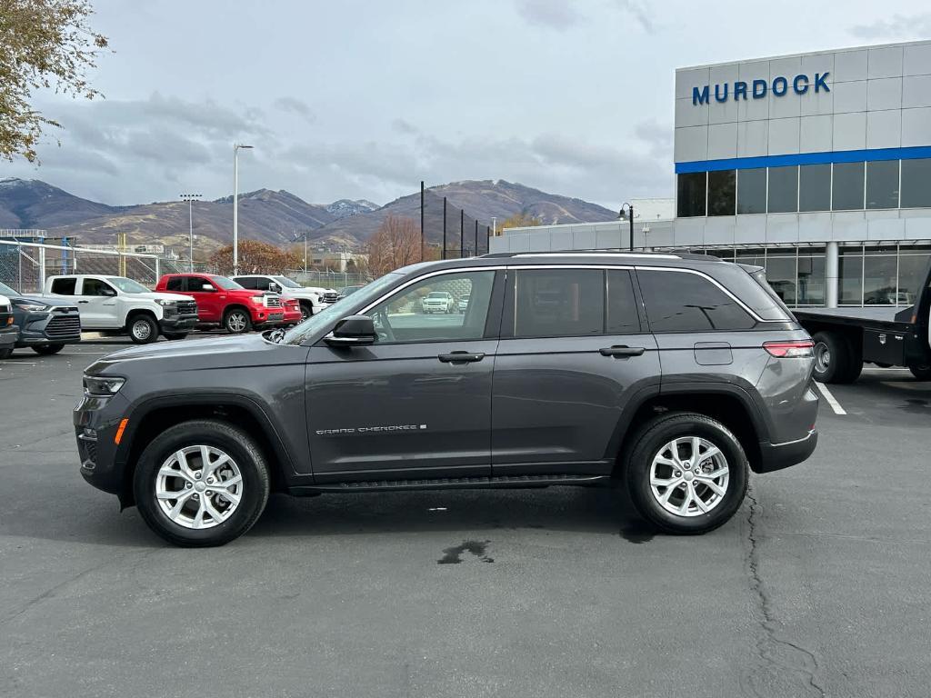 used 2023 Jeep Grand Cherokee car, priced at $33,807