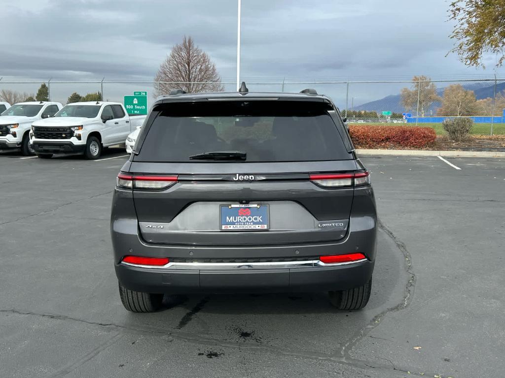 used 2023 Jeep Grand Cherokee car, priced at $33,807