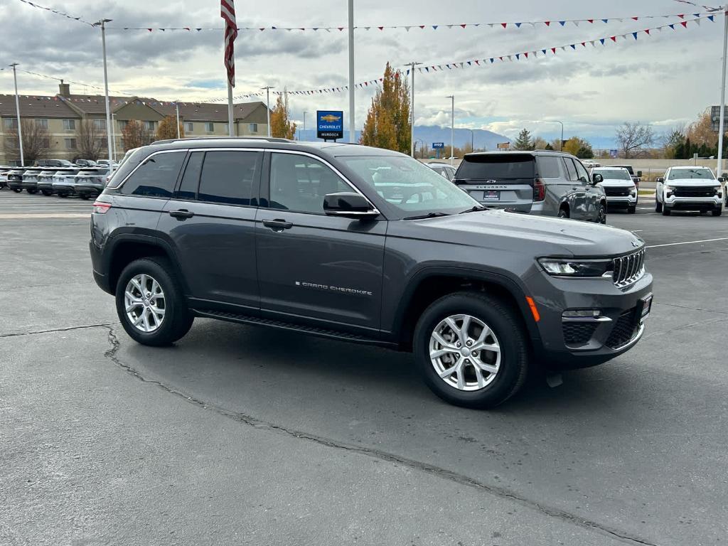used 2023 Jeep Grand Cherokee car, priced at $33,807