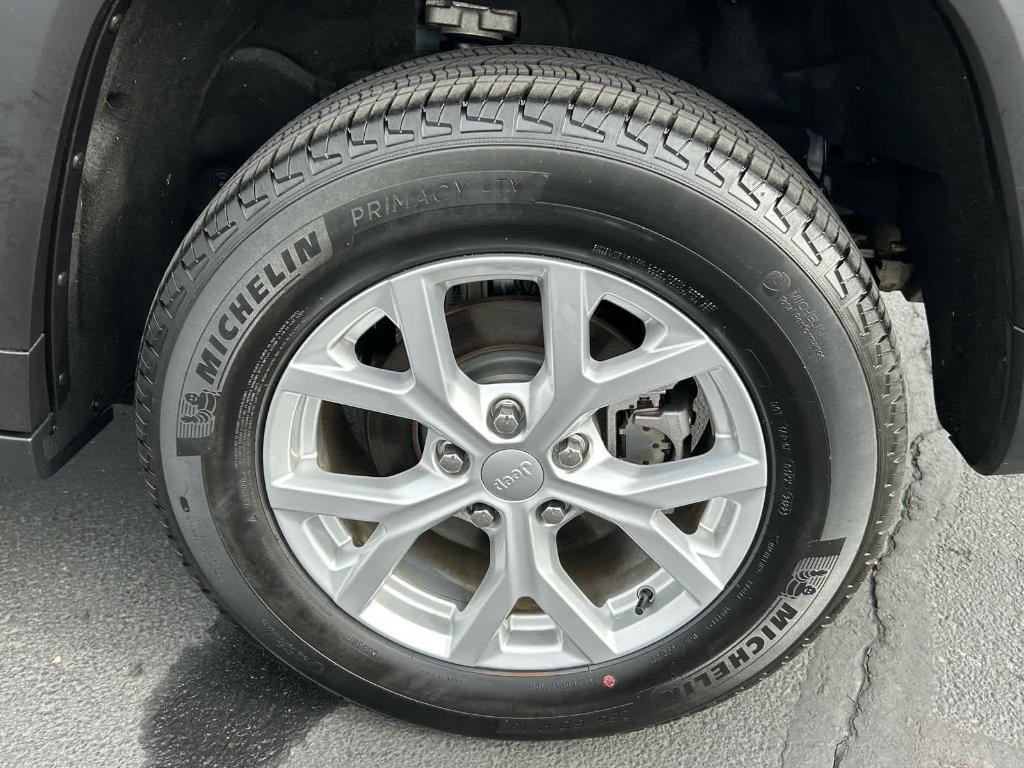 used 2023 Jeep Grand Cherokee car, priced at $33,807