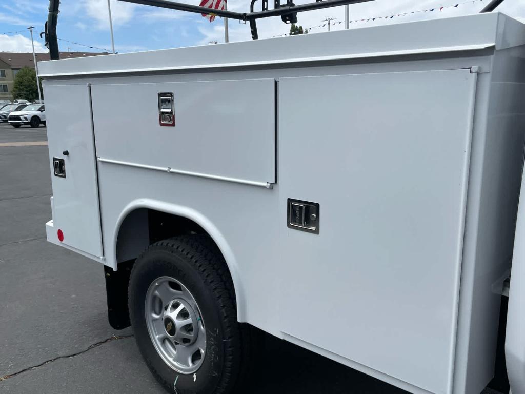 new 2025 Chevrolet Silverado 2500 car, priced at $49,028