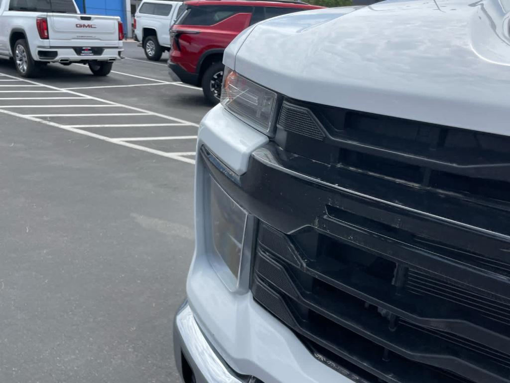 new 2025 Chevrolet Silverado 2500 car, priced at $49,028