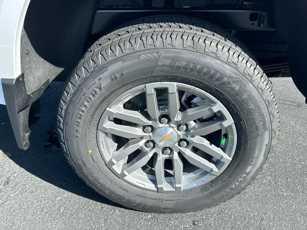 new 2026 Chevrolet Colorado car, priced at $40,240