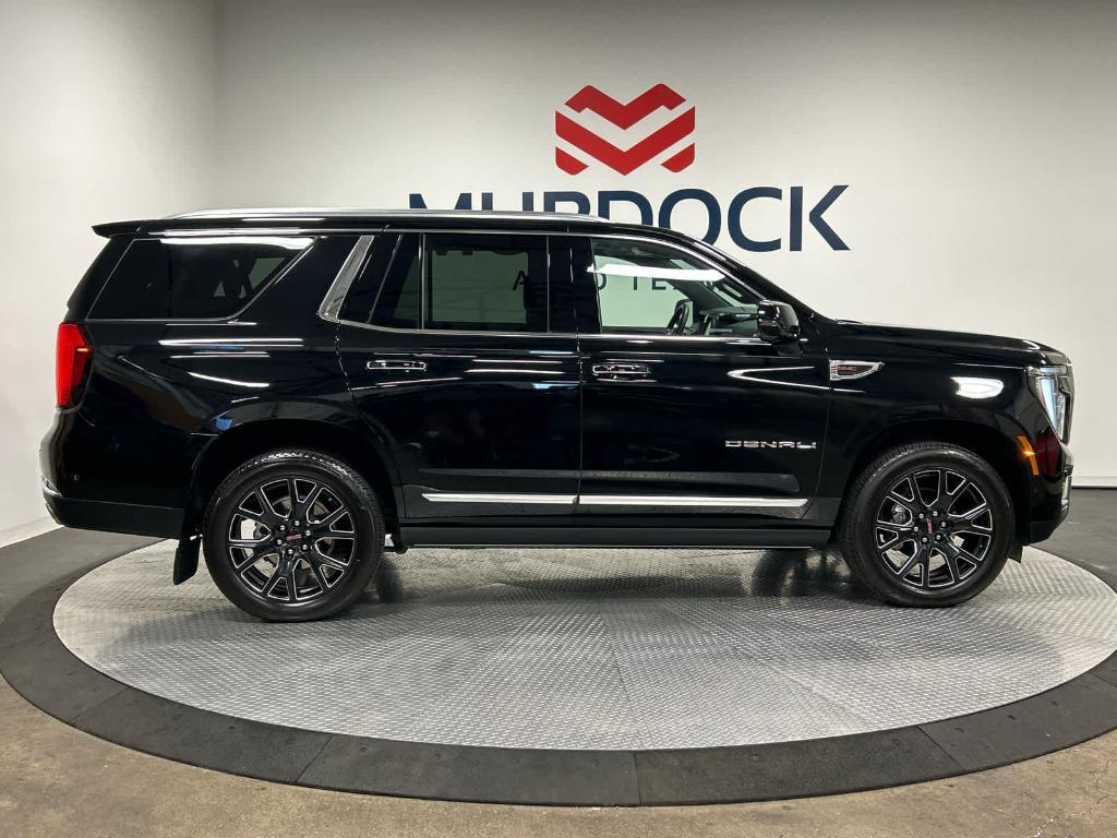 used 2025 GMC Yukon car, priced at $88,600
